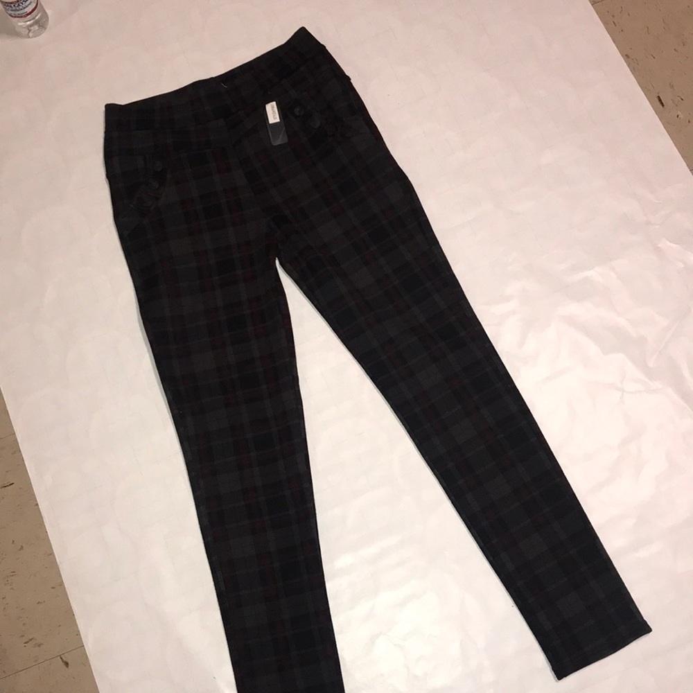 Plaid pattern pants